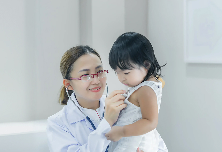 Phòng khám đa khoa Quốc tế logo